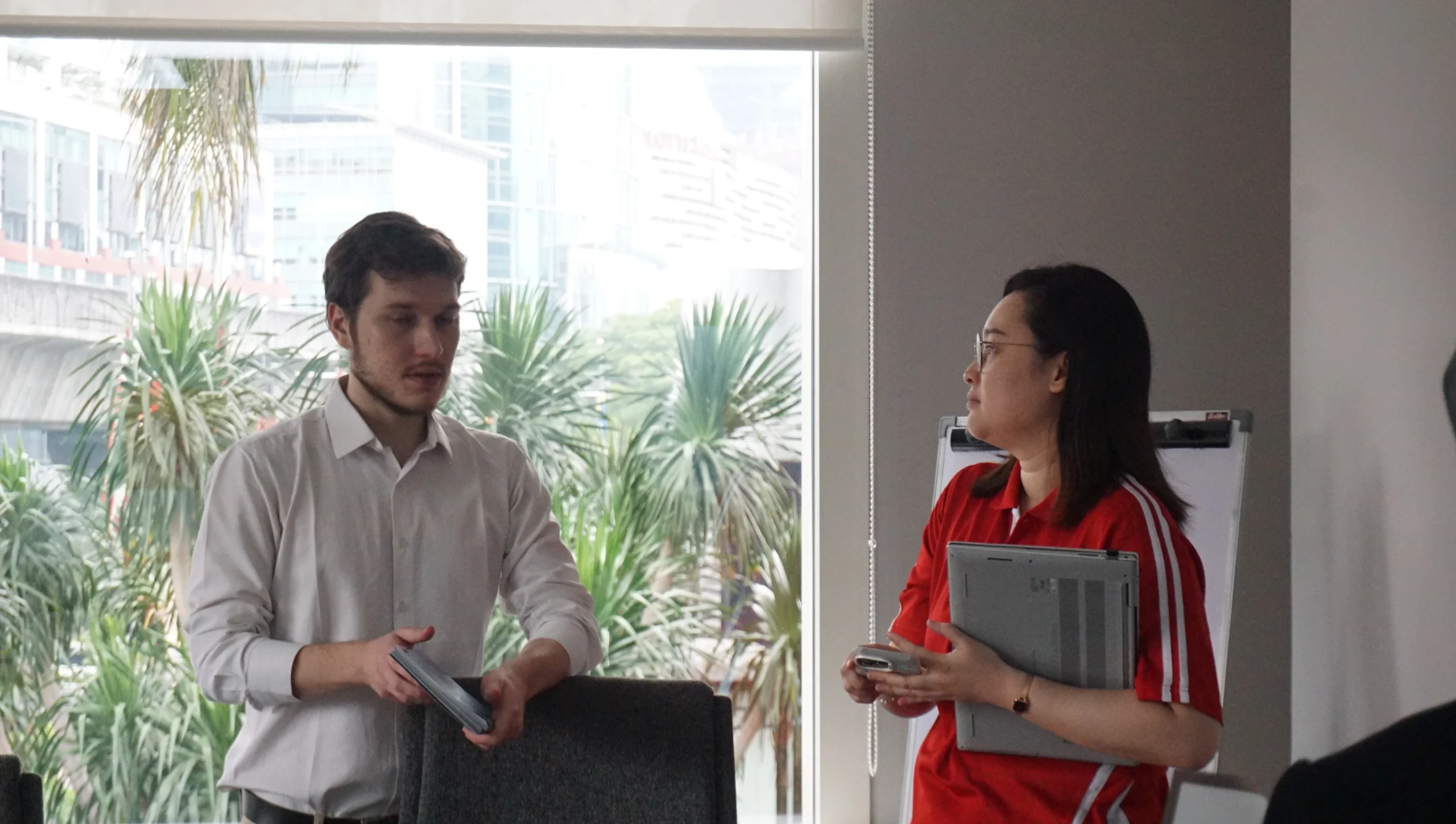 apply to UK university from Indonesia