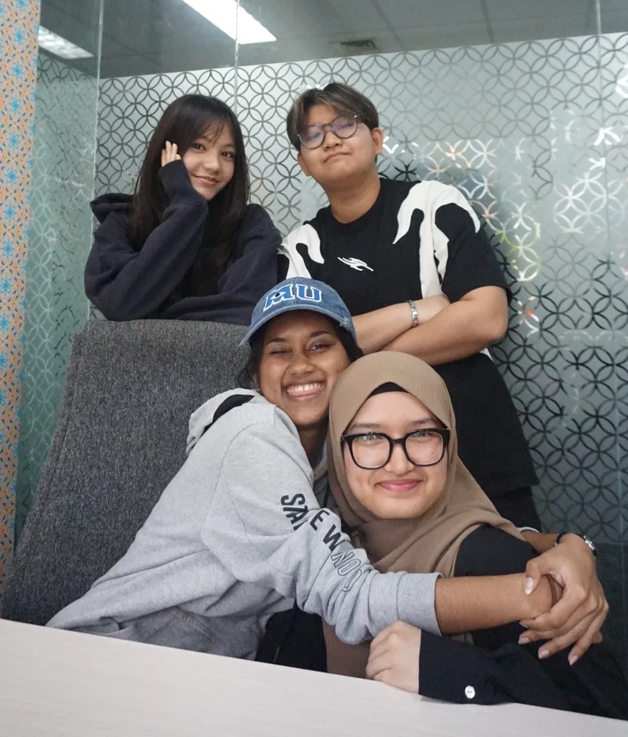 High School vs Junior College in Indonesia